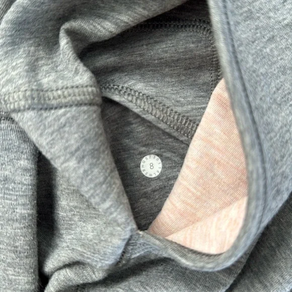 Lululemon Women’s Gray Sweatshirt - Picture 5 of 5